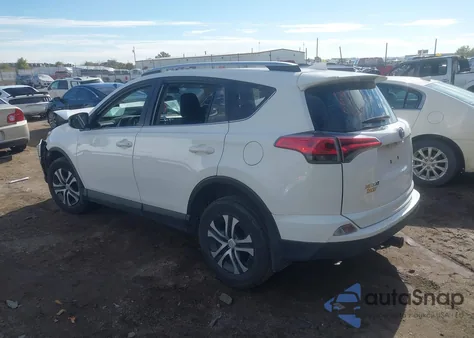 2016 Toyota Rav4 Le z USA, uszkodzony, nr VIN JTMBFREV9GJ095047